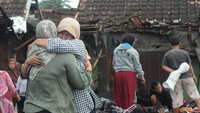 Penyebab kebakaran itu masih dalam penyelidikan pihak terkait.  