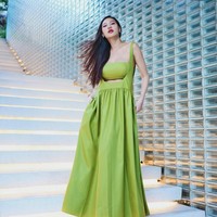 Presenter sekaligus model, Patricia Gouw terlihat sudah kembali langsing usai melahirkan anak pertamanya. Tampaknya istri Daniel Bertoli itu tak membutuhkan waktu lama untuk kembali memperoleh tubub modelnya. Foto: Instagram/@patriciagouw