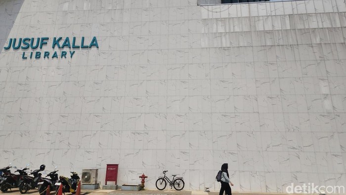Perpustakaan Jusuf Kalla, UII, Depok, Jabar