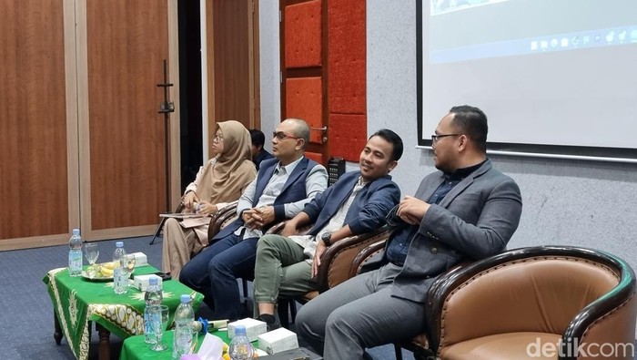 PUSAD Universitas Muhammadiyah Surabaya beberkan hasil survei terkait politik uang di Pilkada Jatim