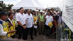 Potret AHY Tinjau Tanggul Laut Jakarta