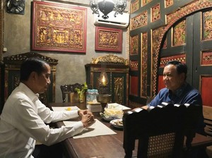 Presiden Prabowo Makan Bersama Jokowi di Angkringan Omah Semar, Ini Faktanya!