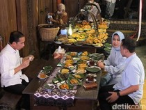 Cerita Jokowi Wedangan Bareng Paslon Respati-Astrid: Diundang tapi Mbayari