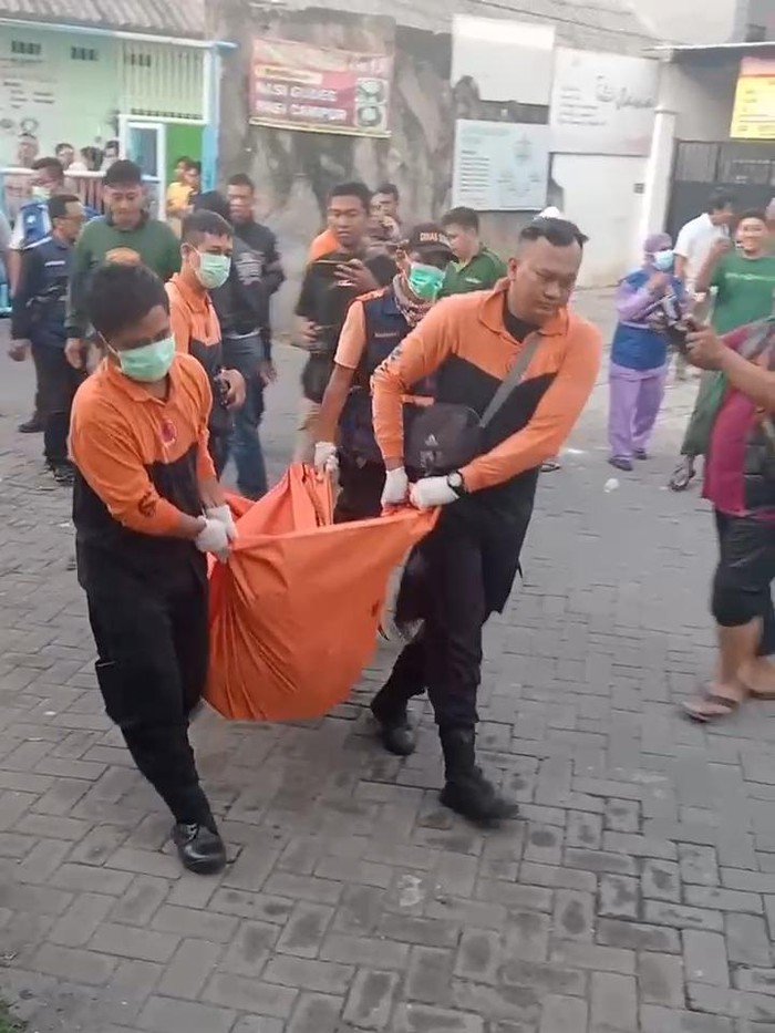 Pria diduga pencuri motor tewas dimassa