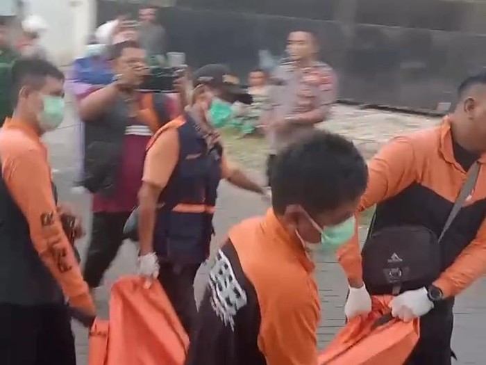 Pria diduga pencuri motor tewas dimassa