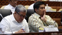 Dalam rapat kerja ini, Ketua Komisi V DPR Lasarus mengatakan Menteri PKP Maruarar Sirait perlu membangun 8.333 rumah setiap hari untuk mencapai target tersebut.  