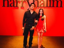Ratu Sofya Rangkul dan Pegangan Tangan Cornelio Sunny
