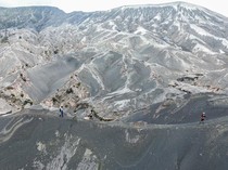 Ratusan Peserta Ikut Lomba Lari 170 Km Jelajahi Kawasan Bromo