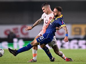 Video: AS Roma Dilibas Hellas Verona 3-2