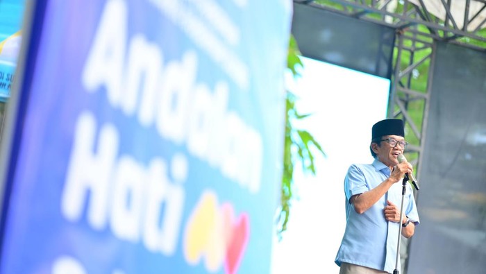 Anggota DPR Fraksi Gerindra La Tinro La Tunrung saat kampanyekan Andalan Hati di Enrekang.