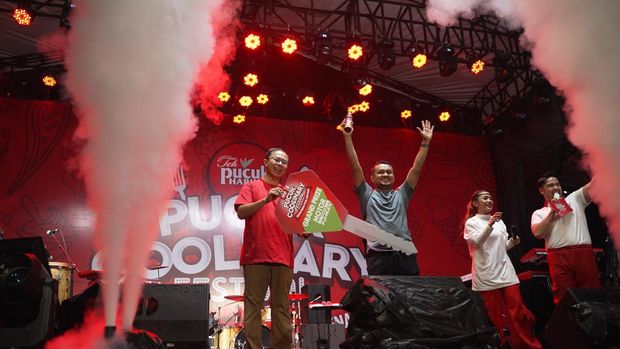 Antusiasme pengunjung yang hadir di Pucuk Coolinary Festival di Gelora Bung Karno, Parkir Timue Senayan, 2-3 November 2024