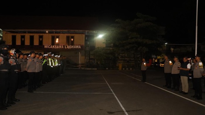 Apel pengamanan jelang Pilkada serentak di Surabaya