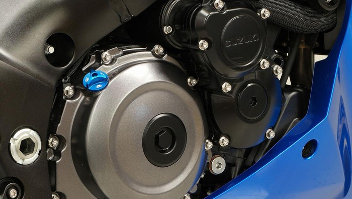 Baut titanium untuk sepeda motor.