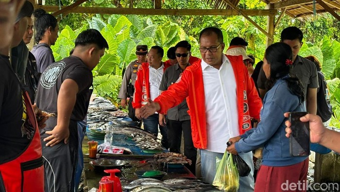 Cagub Sulsel nomor urut 1 Danny Pomanto kampanye di Luwu Timur.
