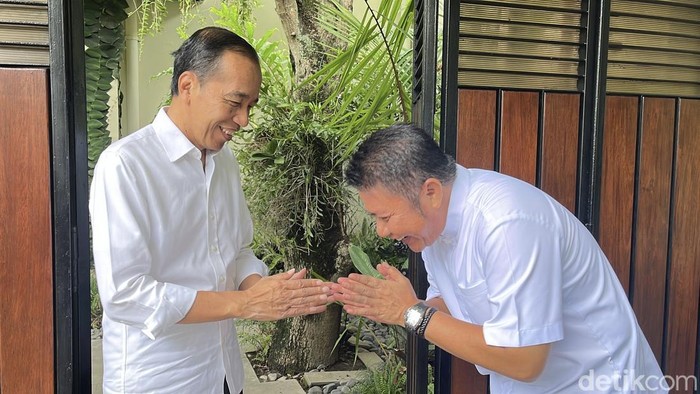 Cagub Sumsel nomor urut 01, Herman Seru bertemu Joko Widodo bertemu di Solo, Selasa (5/11/2024)