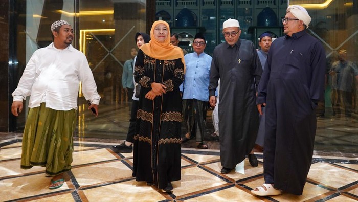 Calon Gubernur Jawa Timur Nomor Urut 2 Khofifah Indar Parawansa