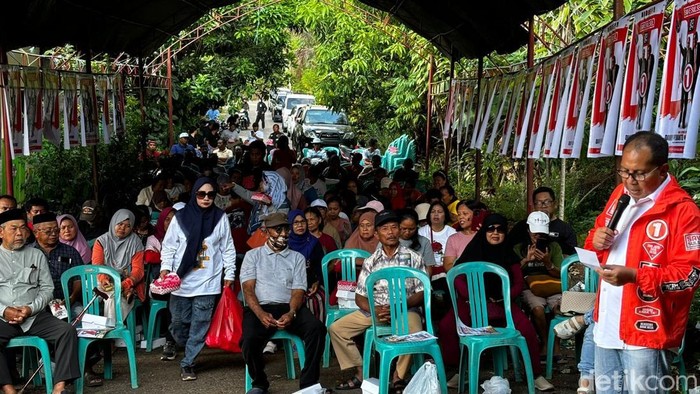 Calon Gubernur Sulsel nomor urut 1, Moh Ramdhan Danny Pomanto melakukan kunjungan ke pendukungnya yang berada di Lutim.