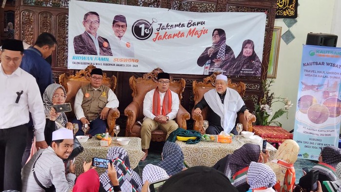 Deklarasi dukunga dari majelis taklim ke Ridwan Kamil (Adrial/detikcom)