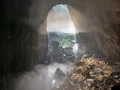Mengintip Gua Terbesar Dunia yang Punya Cuaca Sendiri