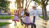 Kelima, bersenang-senang dengan suara mariachi di Guadalajara, Meksiko dengan mengikuti Festival Mariachi dan Charrería Internasional (Foto: Getty Images/Oscar Gutierrez Zozulia)