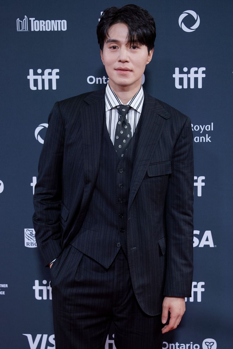 Lee Dong Wook di film Harbin (2024)