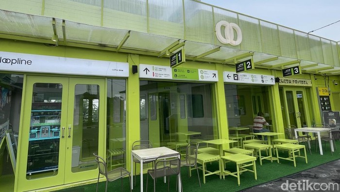 Loopline Cafe, Depok