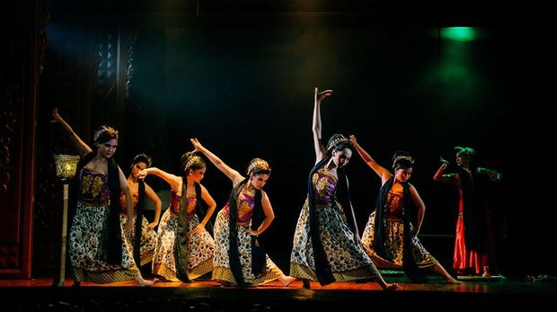 Svadara Warna Indonesia melangsungkan pertunjukan yang mengangkat kesenian Ronggeng Gunung pada 3 Maret 2024 di Gedung Pertunjukan Wayang Orang Baratha. Pertunjukan ini menjadi titik persinggahan keempat dari persembahan #GIK1Dekade: Kado Untuk Sanggar.