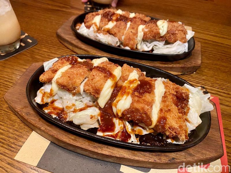 Mencicipi Yakitori dan Milu Katsu di Resto Autentik Jepang Legendaris