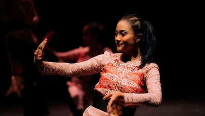 Mengenal Tradisi Menuak melalui Pagelaran NUJUH