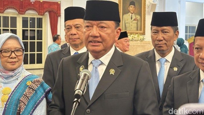 Menko Polkam Budi Gunawan (BG) resmi dilantik sebagai Ketua merangkap anggota Kompolnas 2024-2028. (Isal/detikcom).