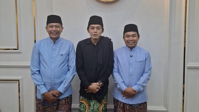 Pasangan WALI ikuti pengajian Gus Iqdam