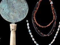 Makam Kuno Simpan Perhiasan Ditemukan di Mesir