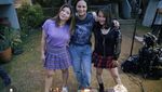 Pose Cantik Adhisty Zara Saat BBQ-an hingga Makan Donat