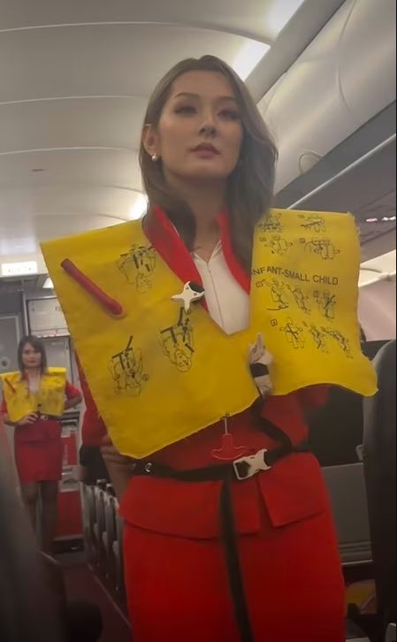 Pramugari Mirip Dilraba Dilmurat Pramugari Mirip Dilraba Dilmurat