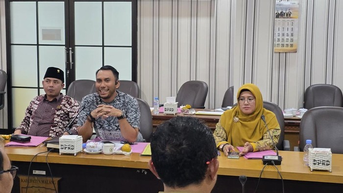 Rapat kerja Komisi 4 DPRD Kabupaten Malang dan Dinas Kesehatan.
