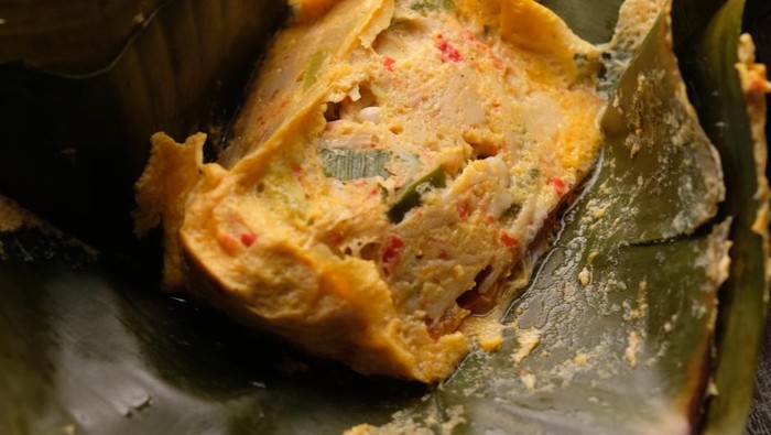 Resep Pepes Tahu dan Telur Bumbu Cabe