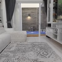 Interior pun disesuaikan dengan tema utama. Elemen seperti marmer yang menghiasi semakin menyumbangkan kesan mewah. (Foto: YouTube/TRANS7 Lifestyle)