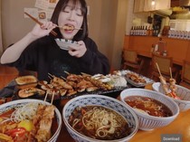 Jago Makan Banyak, Ini 5 Rahasia YouTuber Mukbang