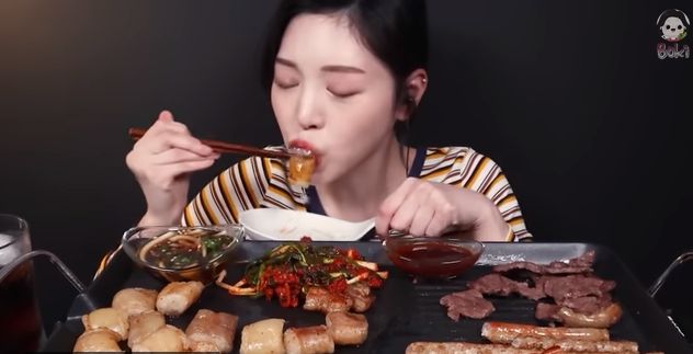 Jago Makan Banyak, Ini 5 Rahasia YouTuber Mukbang