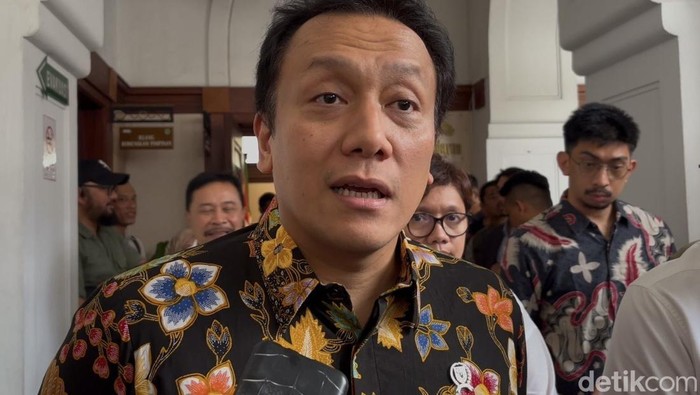 Wakil Menteri Lingkungan Hidup/Wakil Kepala Badan Pengendalian Lingkungan Hidup, Diaz Hendropriyono.