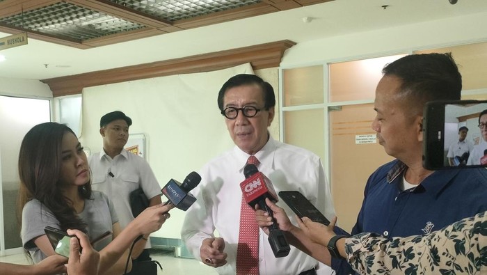 Ketua DPP PDIP, Yasonna H Laoly, di kompleks parlemen, Senayan, Jakarta, Selas (5/11/2024).