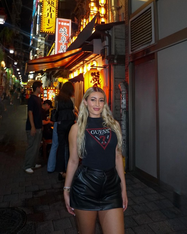 Untuk memberikan sumbangsihnya kepada Trump, Ana menyisihkan pendapatannya dari platform tersebut dengan mendonasikan $ 1 (Rp 10 ribuan) dari setiap subscriber. “Tujuannya adalah untuk membawa atensi kepada Trump dan kebijakannya,” kata Ana. Foto: Instagram @ananello