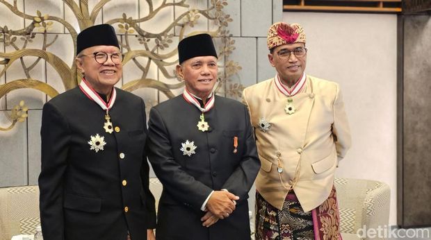 Budi Karya, Hatta Rajasa dan Dipo Alam