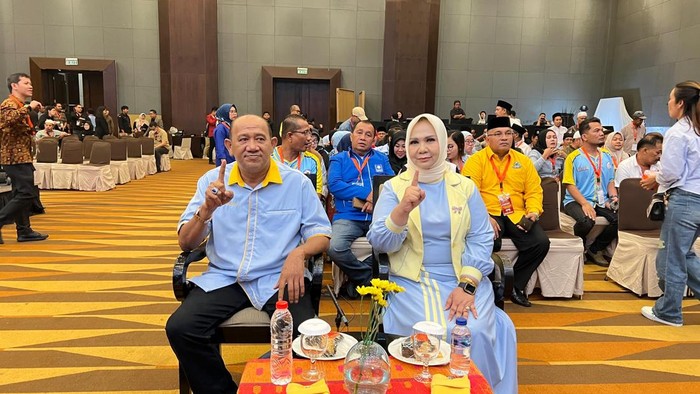 Calon Bupati dan Wakil Bupati Langkat, Syah Afandin-Tiorita br Surbakti. (dok. Istimewa)