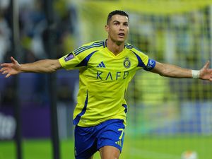 Video: Ronaldo Bertahan di Al Nassr, Digaji Rp 8,3 M Per Hari?