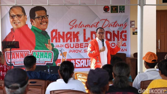 Calon gubernur nomor urut 1 Moh Ramdhan Danny Pomanto menemui pendukungnya di ujung Sulawesi Selatan (Sulsel) tepatnya di Kecamatan Mangkutana, Kabupaten Luwu Timur.