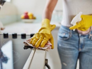 7 Tips Menjaga Kebersihan Dapur Saat Musim Hujan