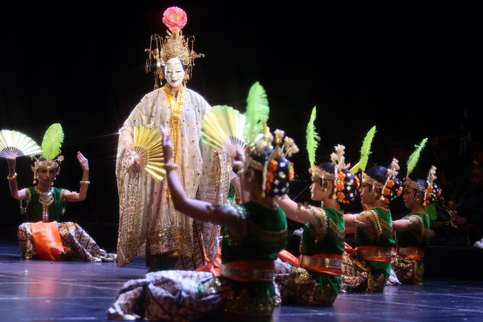 Didik Nini Thowok