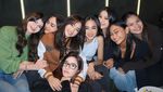 Fuji Ultah ke-22, Dapat Kado dan Bunga Segunung