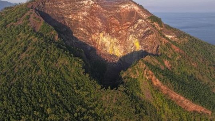 Gunung Iya di Ende, NTT (Dok PVMBG)
